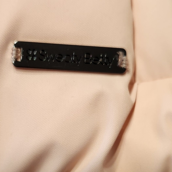 Sweaty Betty Iconic Puffer Coat - Picture 4 of 16